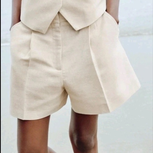 Zara Pleated High Rise Linen Blend Short Size M - Picture 2 of 11